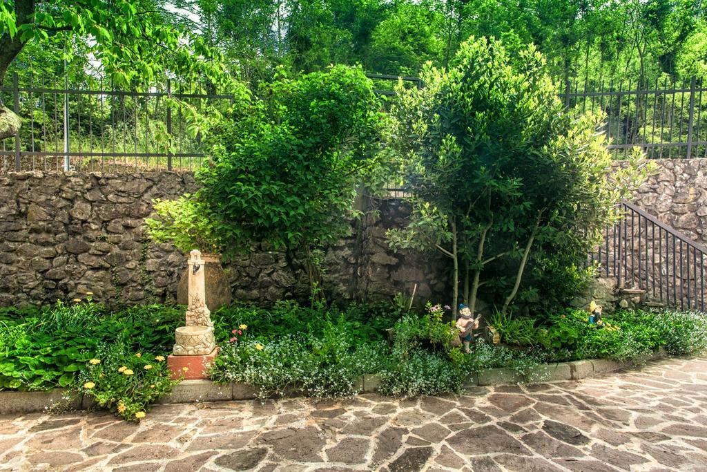 Oasi Verde Castiglione Chiavarese Exterior photo